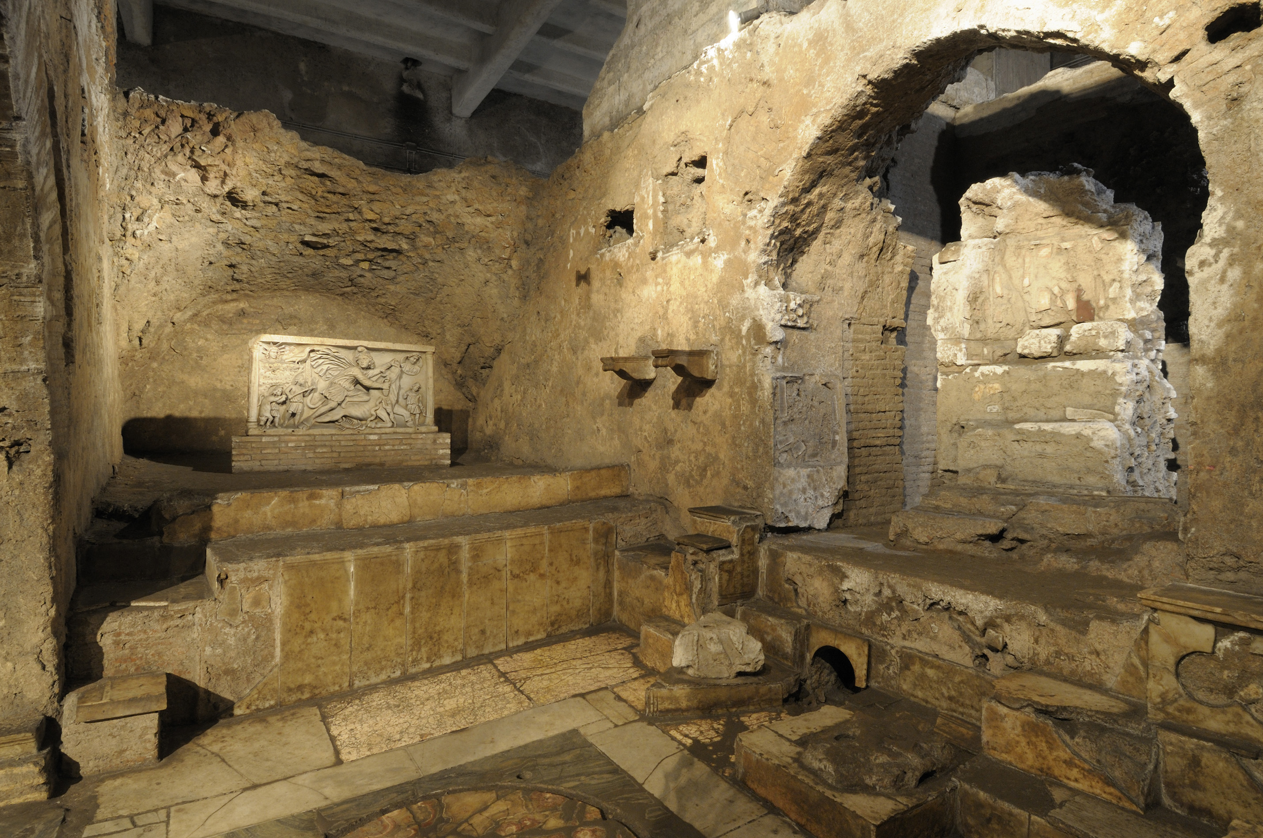 Mitra ed il suo culto misterico