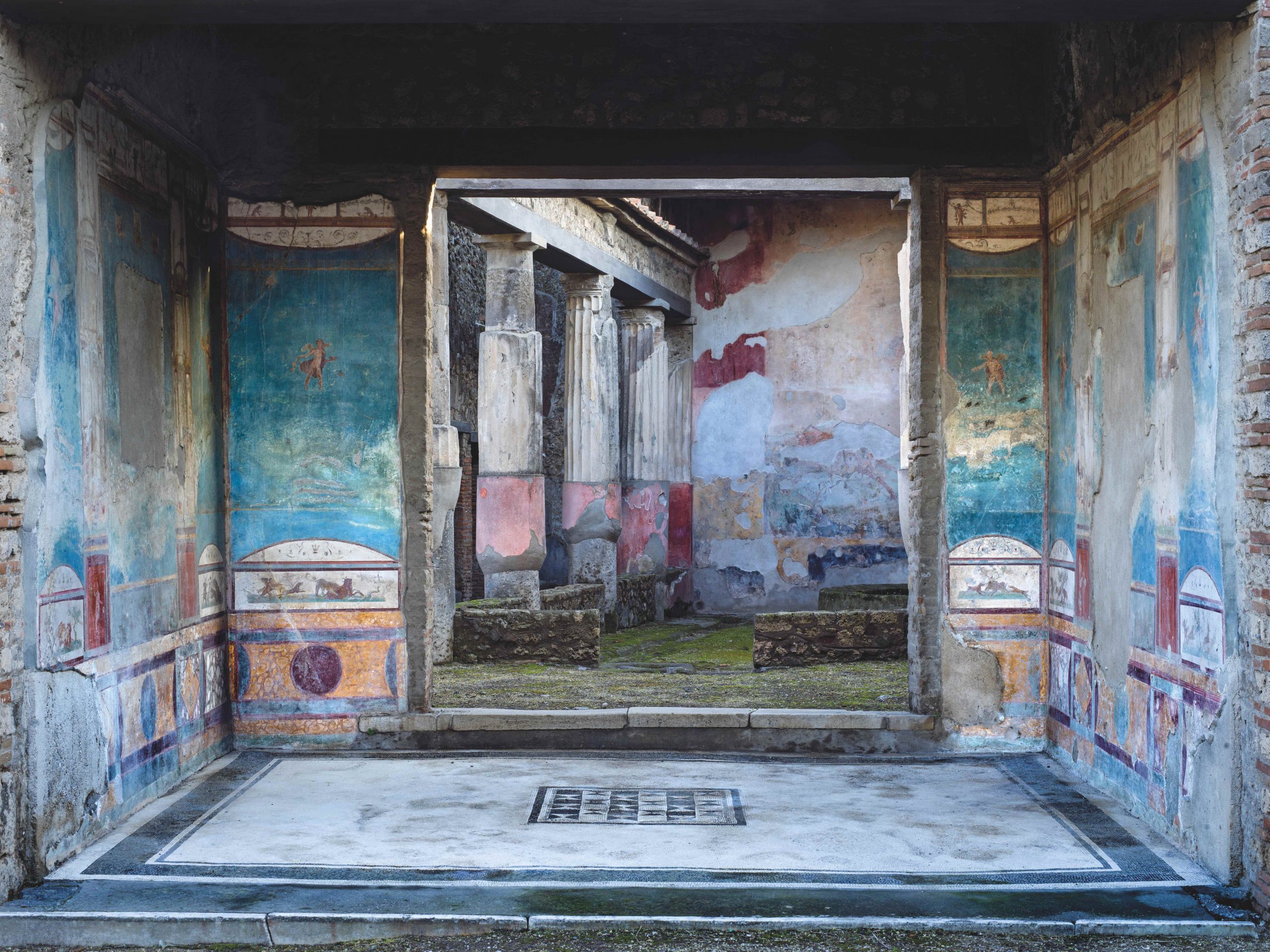 INTERNO POMPEIANO di Luigi Spina. Mostra a Castel Sant’Angelo