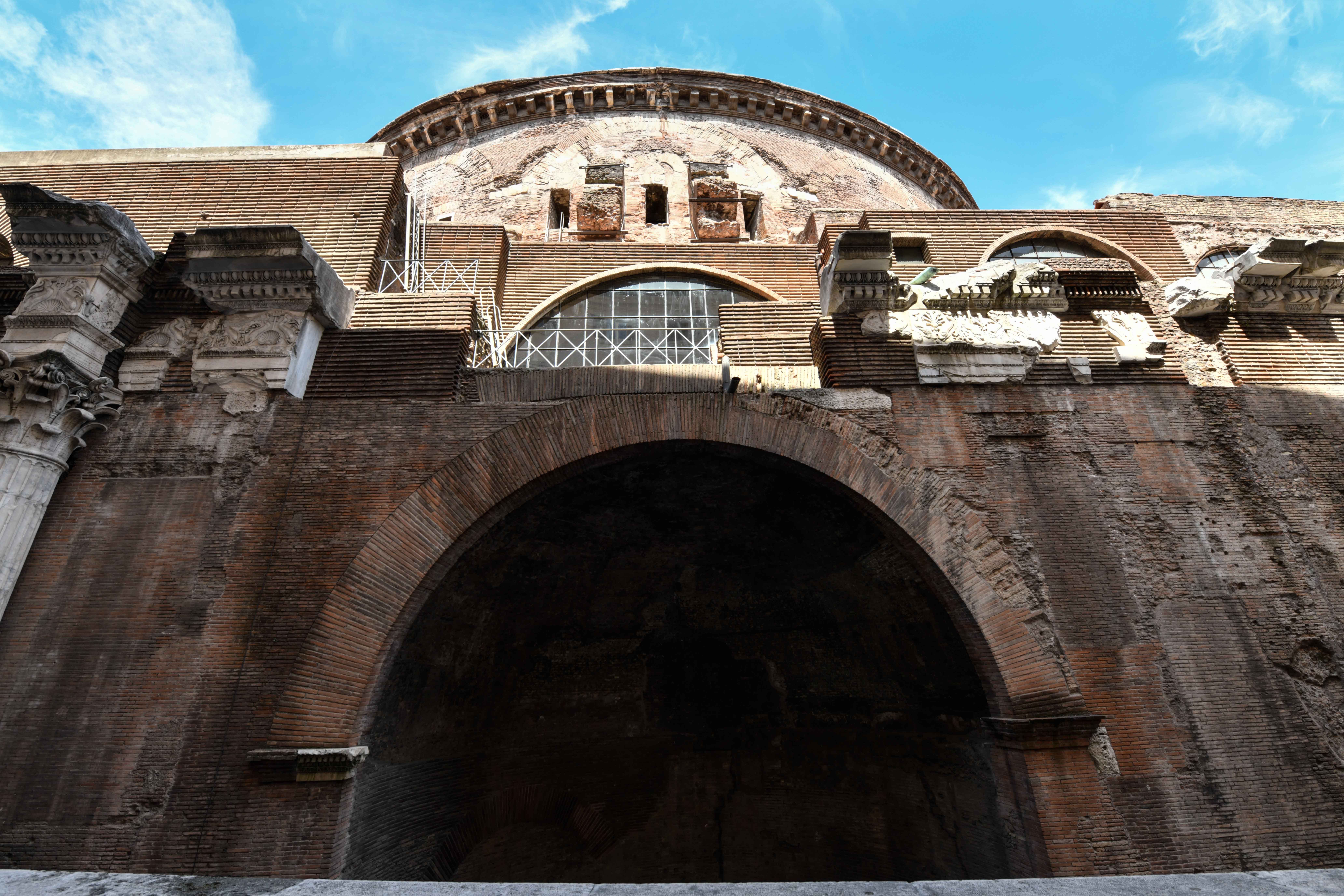L'area archeologica adiacente al Pantheon