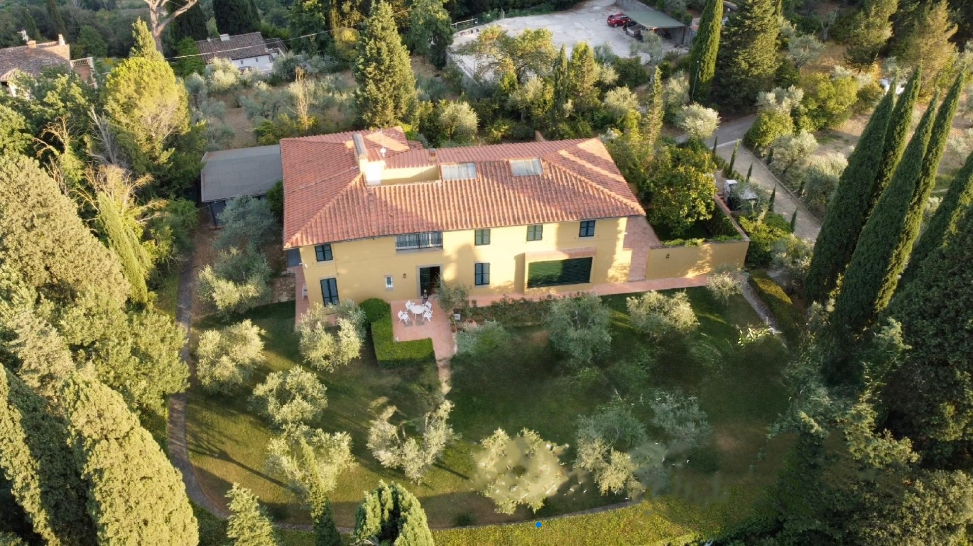 GEP 2025 La Villa “Il Tondo dei Cipressi” di Giovanni Spadolini: dai “progetti” del fratello Pierluigi Spadolini alla “casa dei libri”. Apertura straordinaria, visita guidata alla Villa, esposizione dei progetti di costruzione della stessa.