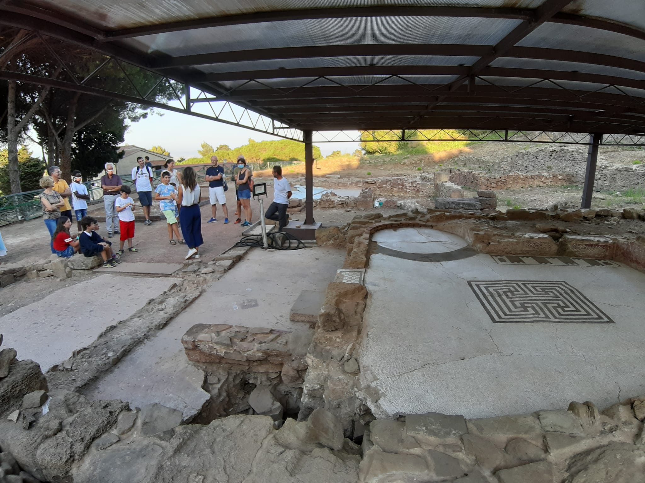 Aperti per Restauro