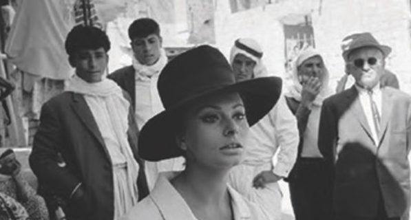Un set alla moda, un secolo di cinema italiano tra fotografie e costumi