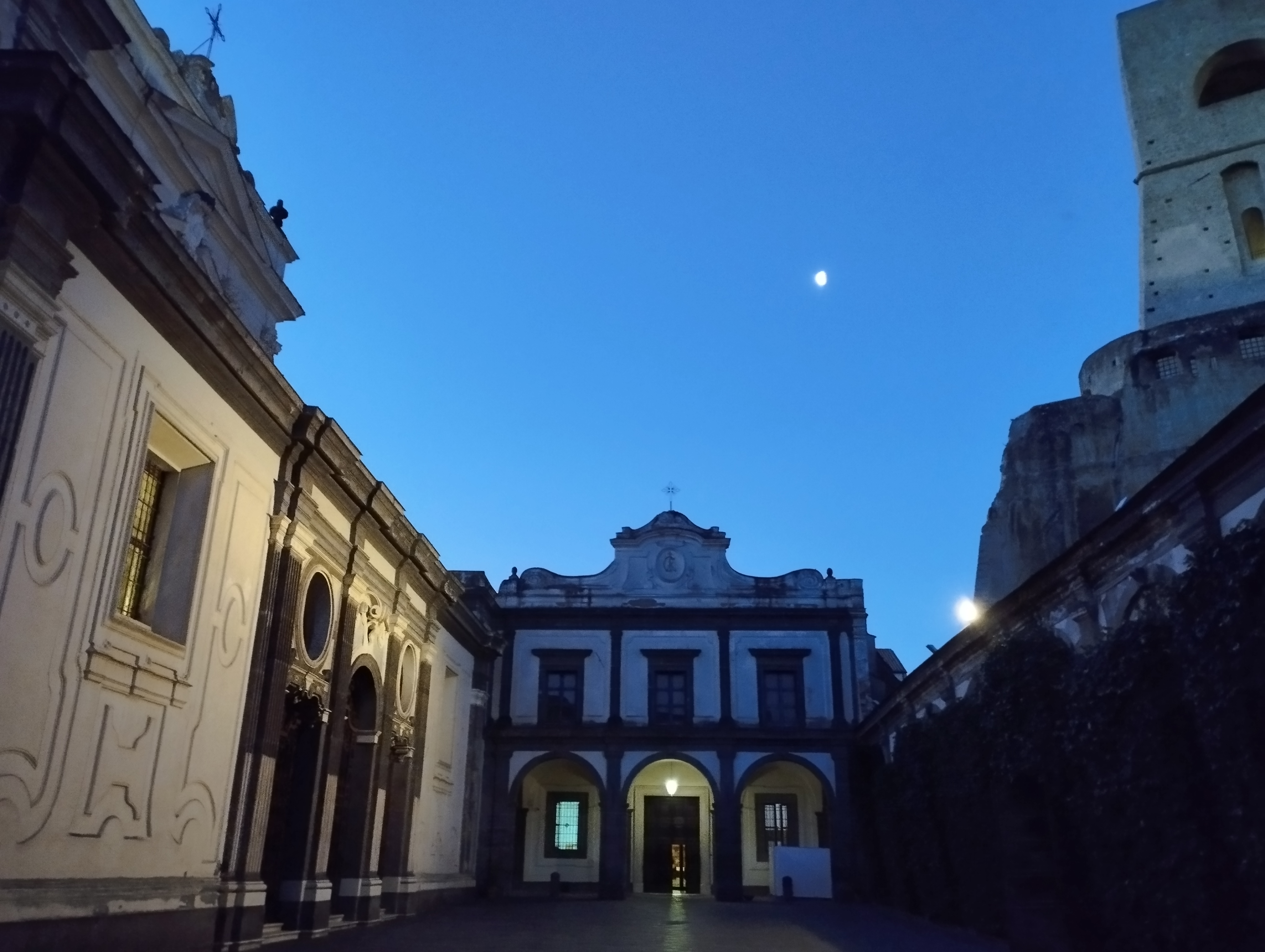 SUITE VIVIANI con Fiorenza Calogero e apertura serale straordinaria della Certosa di San Martino
