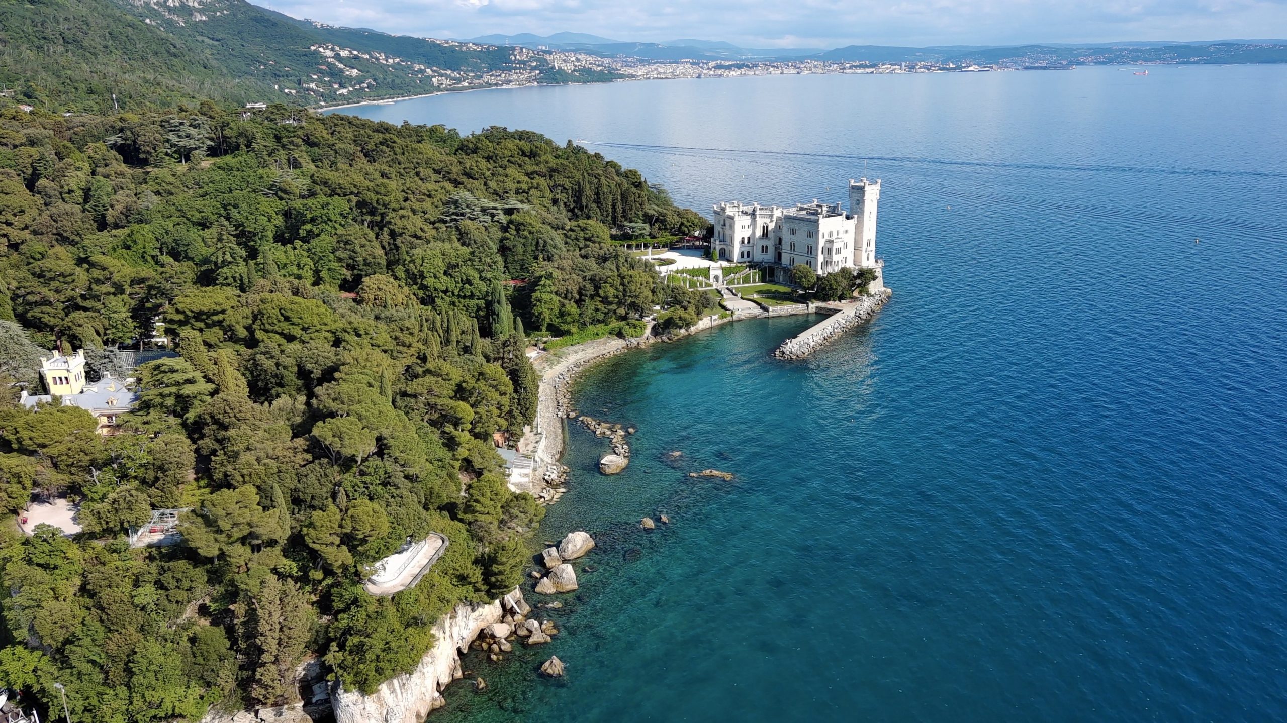 Una Sfinge l’attrae. Massimiliano d’Asburgo e le collezioni egizie tra Trieste e Vienna
