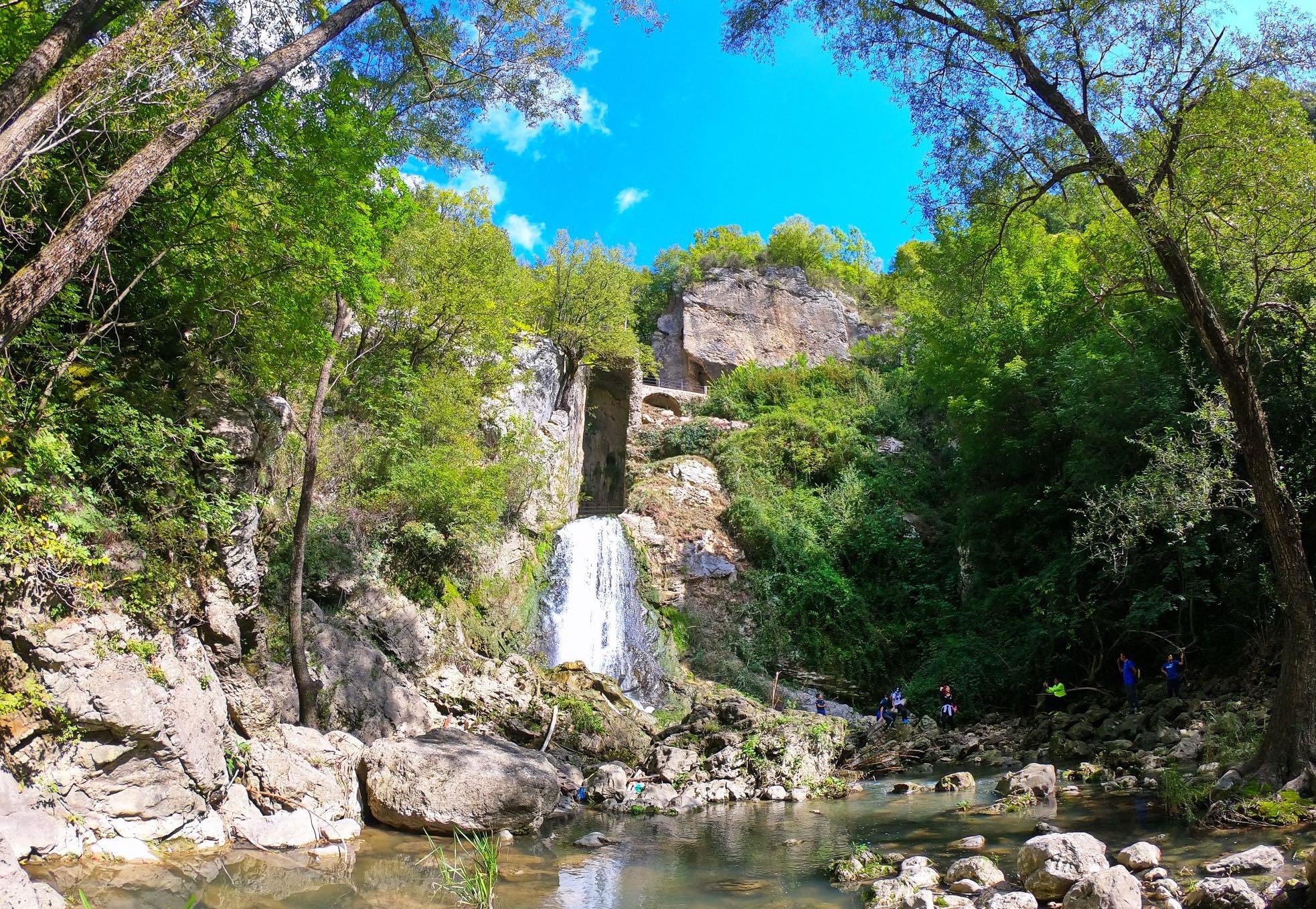 Passeggiata Archeologica "Dove finisce il Fucino"