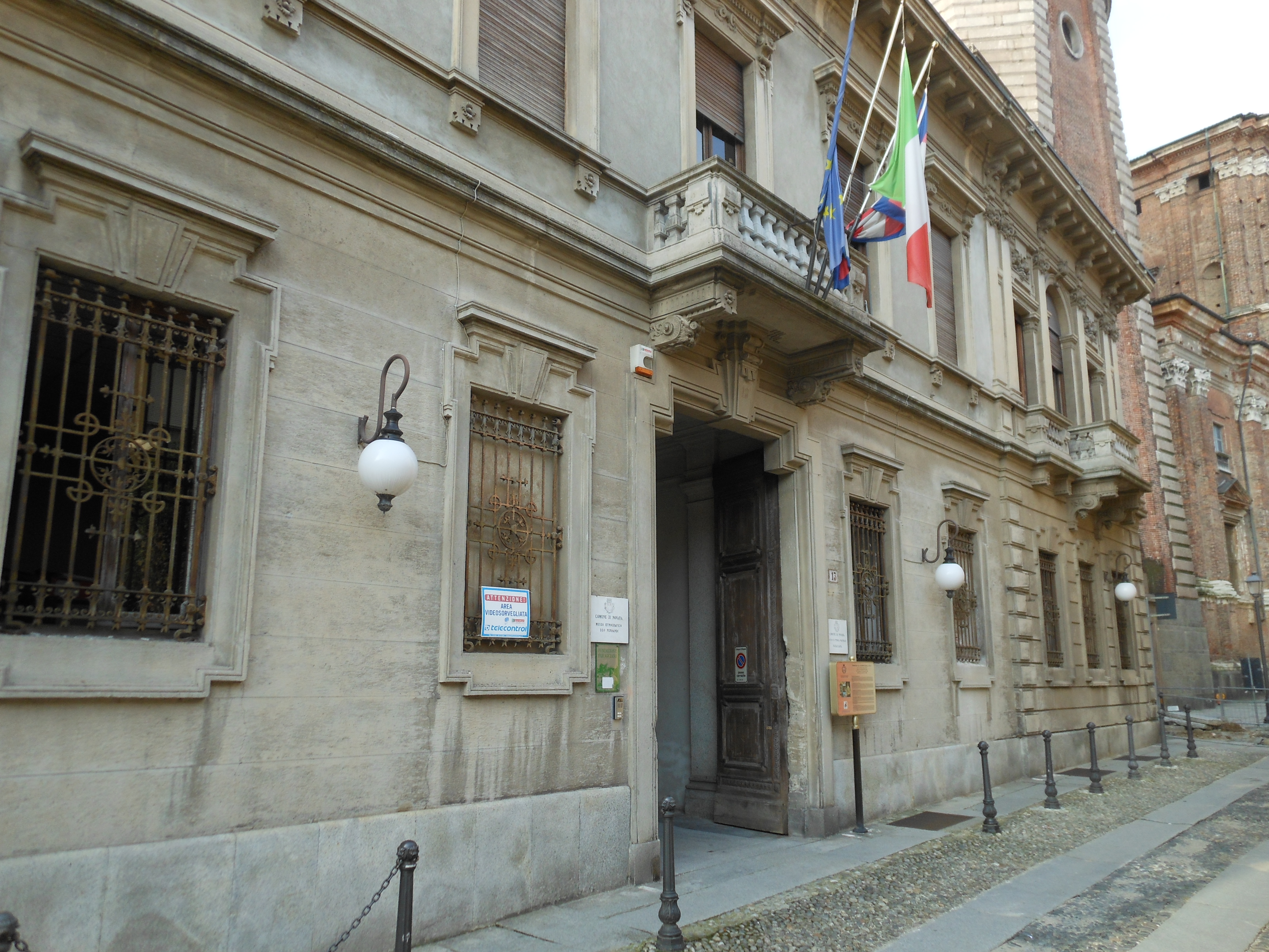 apertura straordinaria