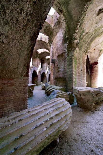 Apertura straordinaria 1 gennaio 2025 - Anfiteatro Flavio di Pozzuoli