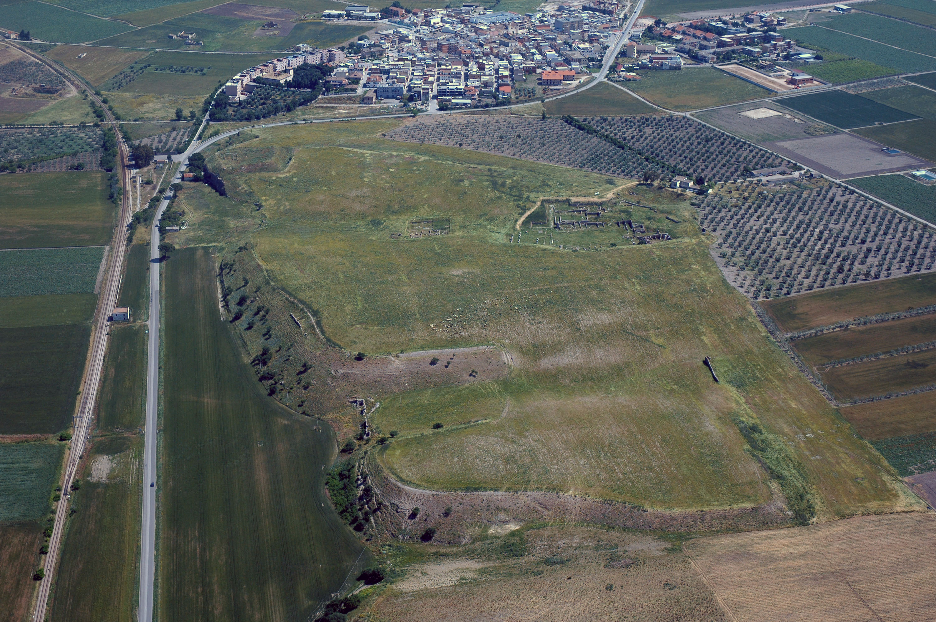 Paesaggio e archeologia. Herdonia e l’area del Castellum medievale