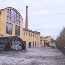 Il lanificio di Ponte Felcino: l’architettura racconta la città e il suo fiume.