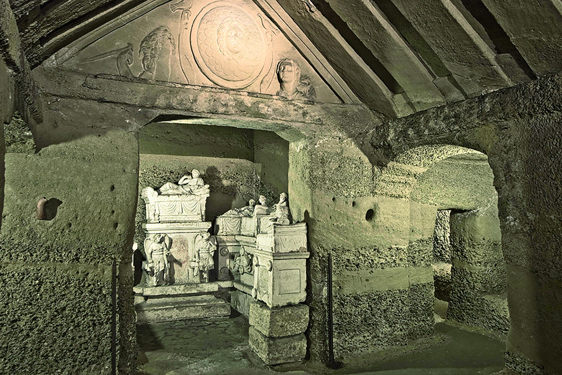 Pasqua 2022 all'Ipogeo dei Volumni e Necropoli del Palazzone